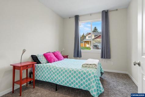 415 NW 6th Street Willamina OR 97396