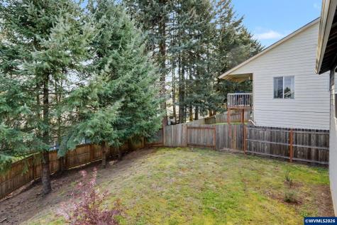 415 NW 6th Street Willamina OR 97396
