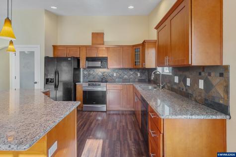 5648 Koda Street SE Salem OR 97306