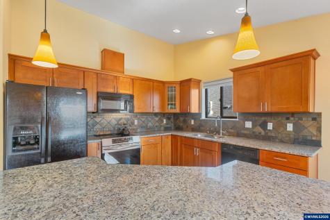5648 Koda Street SE Salem OR 97306