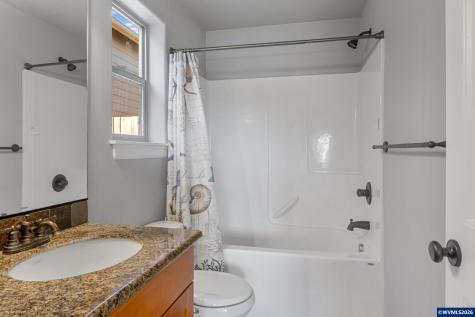 5648 Koda Street SE Salem OR 97306