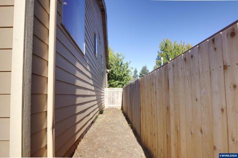 5648 Koda Street SE Salem OR 97306