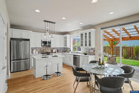 3520 SE Shoreline Drive Corvallis OR 97333