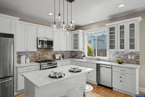 3520 SE Shoreline Drive Corvallis OR 97333