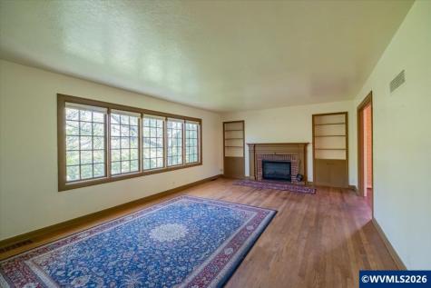 1960 East Nob Hill Street SE Salem OR 97302-5260