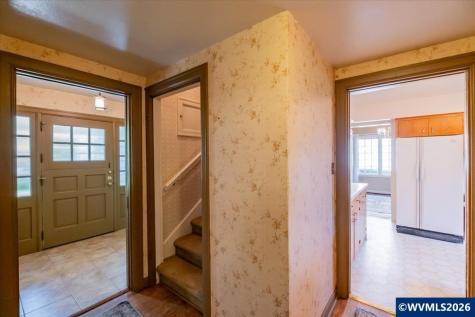 1960 East Nob Hill Street SE Salem OR 97302-5260