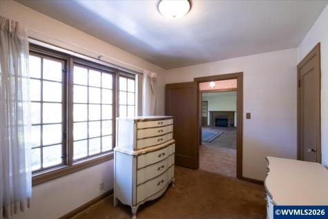 1960 East Nob Hill Street SE Salem OR 97302-5260