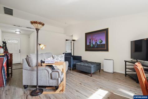 4656 Cherrybud Court SE Salem OR 97317