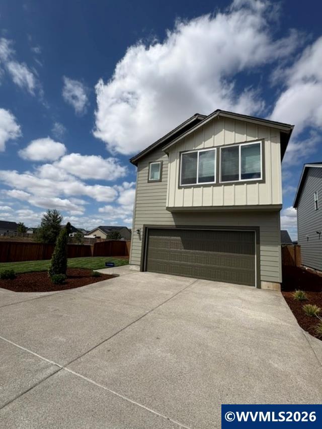 564 Upland Avenue Woodburn OR 97071