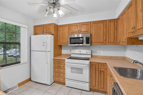 7440 Lighthouse Point Wilkinsburg PA 15221