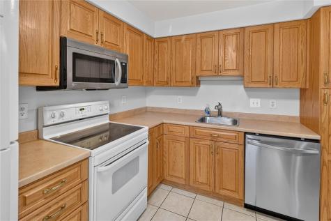 7440 Lighthouse Point Wilkinsburg PA 15221