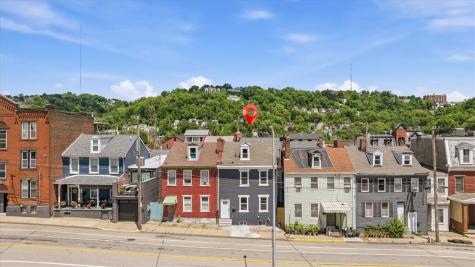 912 Phineas Street East Allegheny PA 15212