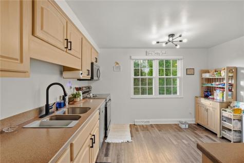 37 Oxford Court Mccandless PA 15237