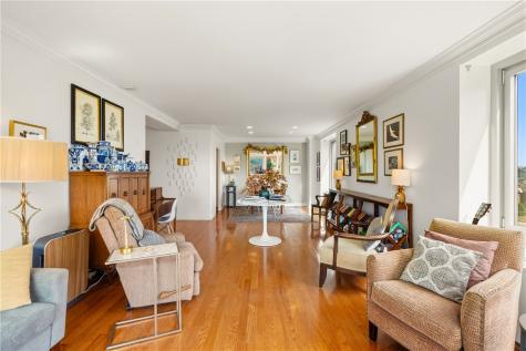 320 Fort Duquesne Boulevard Downtown Pgh PA 15222