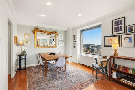 320 Fort Duquesne Boulevard Downtown Pgh PA 15222
