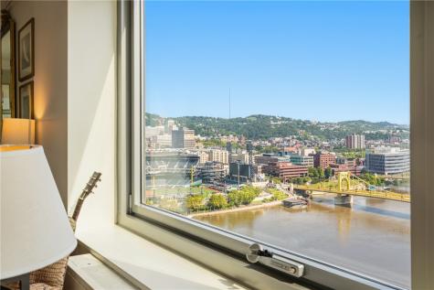 320 Fort Duquesne Boulevard Downtown Pgh PA 15222