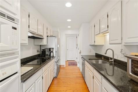 320 Fort Duquesne Boulevard Downtown Pgh PA 15222