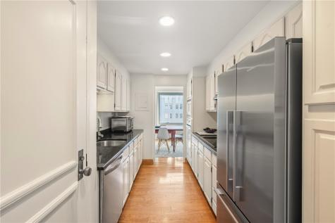 320 Fort Duquesne Boulevard Downtown Pgh PA 15222