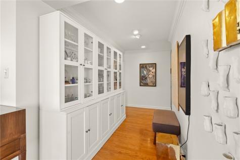 320 Fort Duquesne Boulevard Downtown Pgh PA 15222