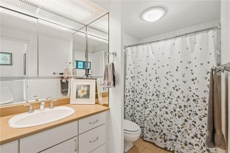 320 Fort Duquesne Boulevard Downtown Pgh PA 15222