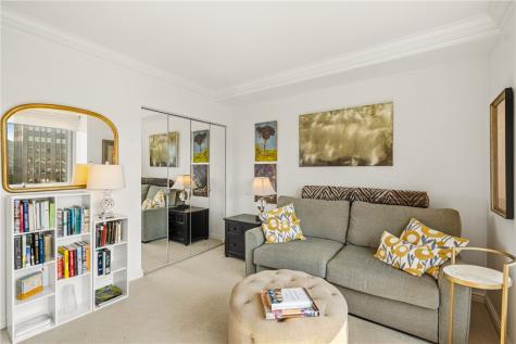 320 Fort Duquesne Boulevard Downtown Pgh PA 15222