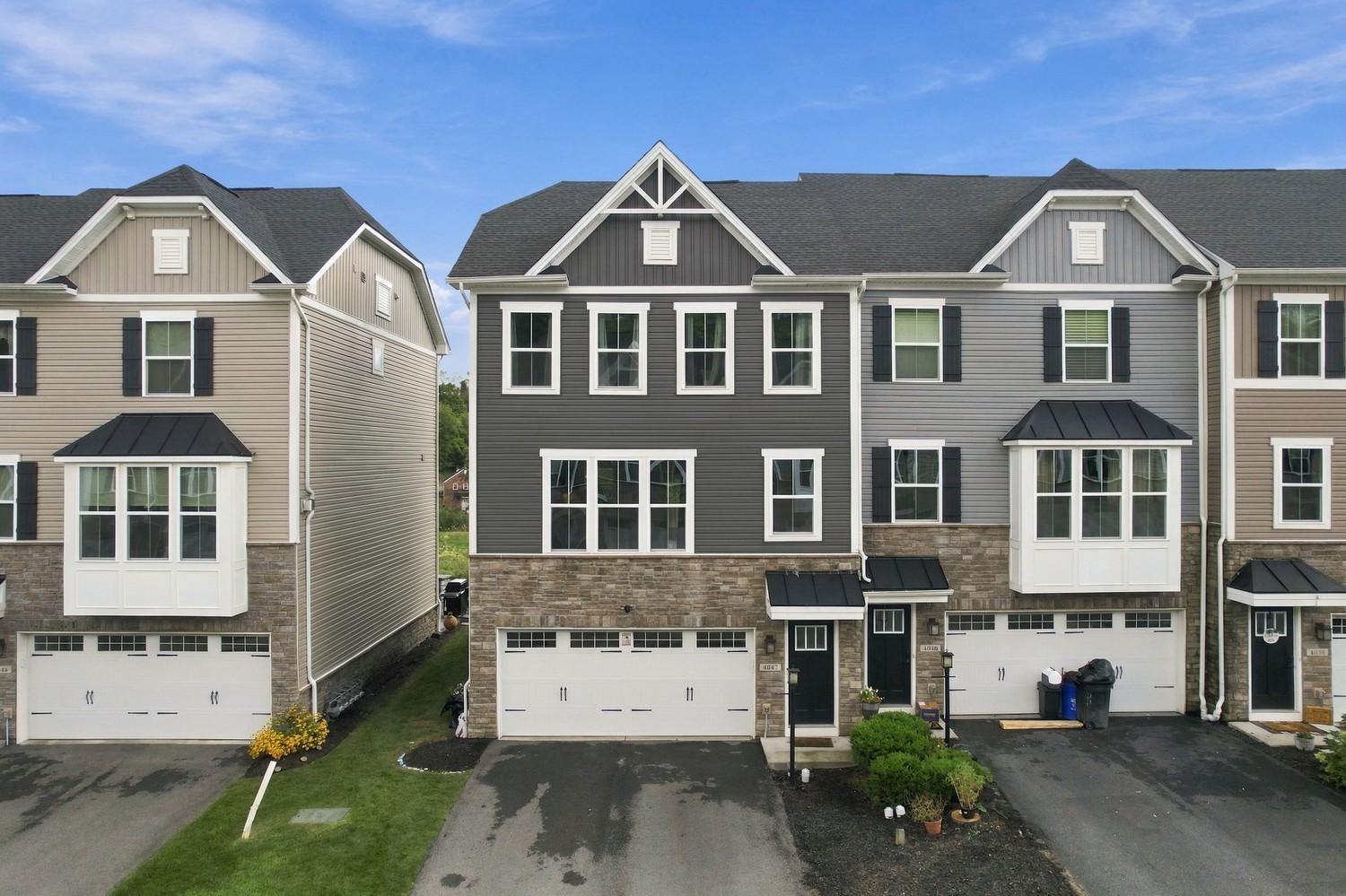 4042 Crown Drive South Park PA 15129
