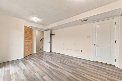 4042 Crown Drive South Park PA 15129
