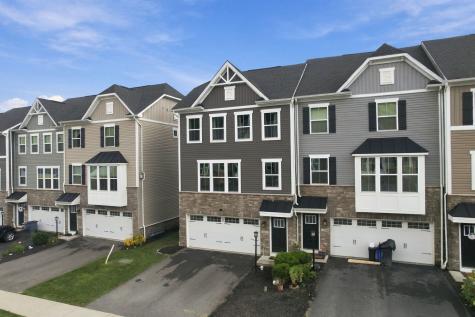 4042 Crown Drive South Park PA 15129