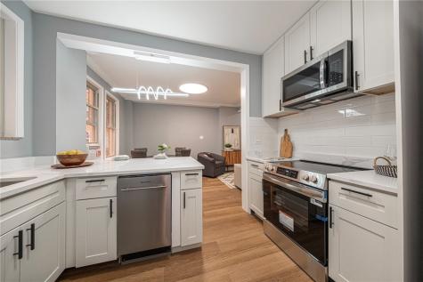 144 N Dithridge Street Oakland PA 15213