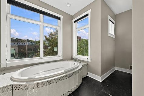 3411 Butler Lawrenceville PA 15201