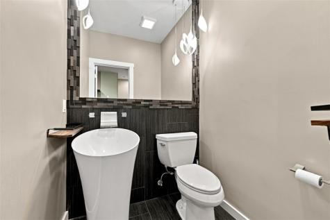 3411 Butler Lawrenceville PA 15201