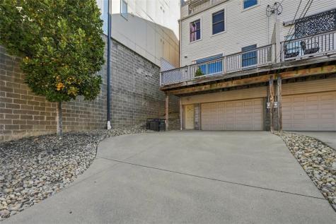 3411 Butler Lawrenceville PA 15201