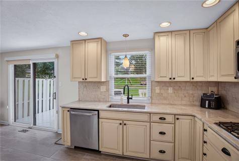 528 Hunters Path Road South Fayette PA 15017