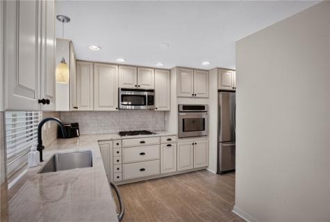 528 Hunters Path Road South Fayette PA 15017