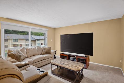 528 Hunters Path Road South Fayette PA 15017