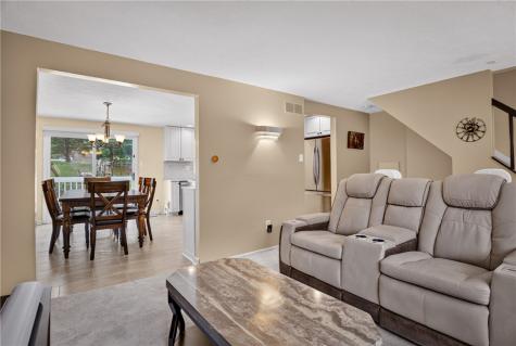 528 Hunters Path Road South Fayette PA 15017