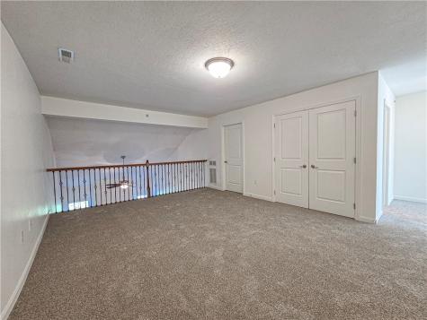 2045 Cool Springs Drive Bethel Park PA 15234