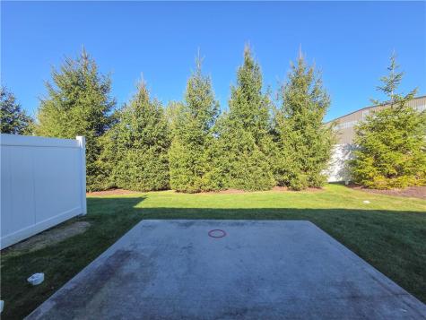 2045 Cool Springs Drive Bethel Park PA 15234