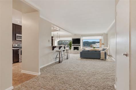 320 Fort Duquesne Boulevard Downtown Pgh PA 15222