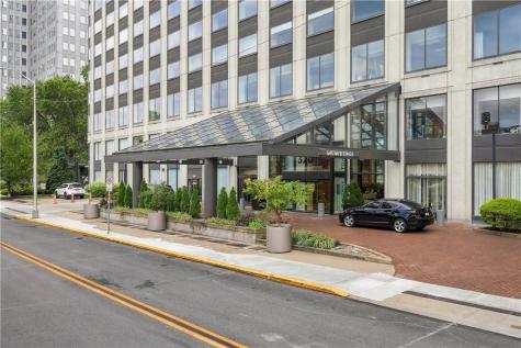 320 Fort Duquesne Boulevard Downtown Pgh PA 15222