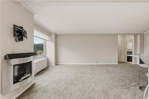 320 Fort Duquesne Boulevard Downtown Pgh PA 15222