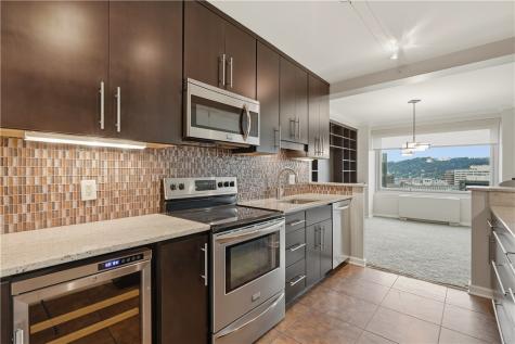 320 Fort Duquesne Boulevard Downtown Pgh PA 15222