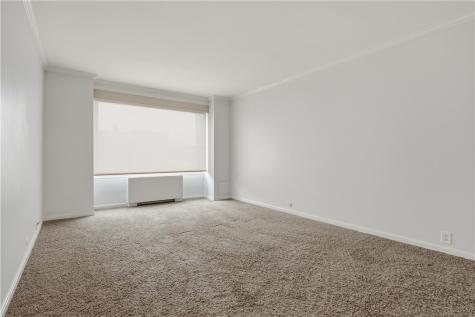 320 Fort Duquesne Boulevard Downtown Pgh PA 15222