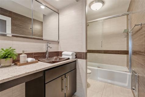 320 Fort Duquesne Boulevard Downtown Pgh PA 15222