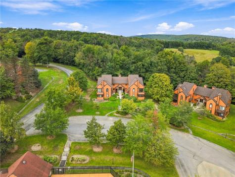 2104 Swiss Mountain Drive Seven Springs Resort PA 15622