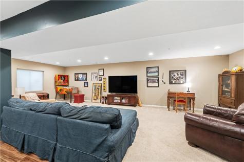 2041 Connecticut Lane Franklin Park PA 15143