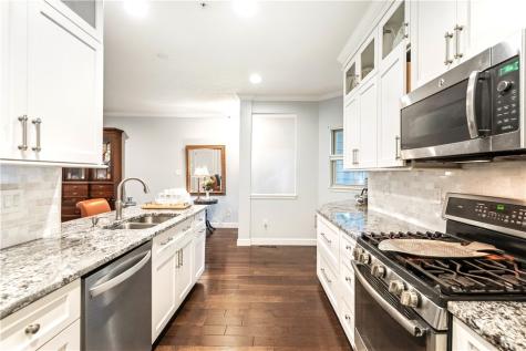 2041 Connecticut Lane Franklin Park PA 15143