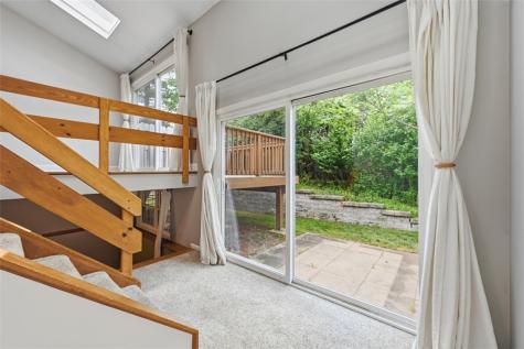 2736 Meadowcrest Court Franklin Park PA 15090