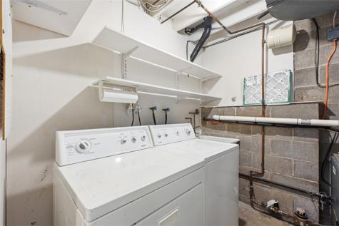 2736 Meadowcrest Court Franklin Park PA 15090