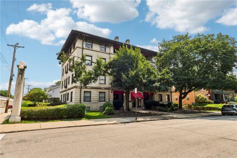 622 Whitney Avenue Regent Square PA 15221